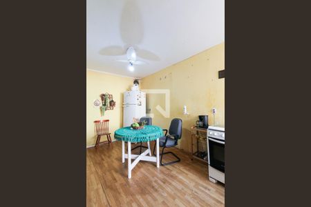 Casa à venda com 165m², 3 quartos e sem vaga