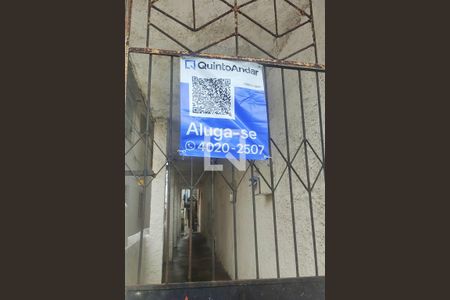 Studio para alugar com 25m², 1 quarto e sem vaga Studio para alugar com 25m², 1 quarto e sem vagaPlaquinha portao de entrada
