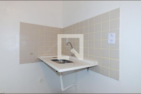 Studio para alugar com 25m², 1 quarto e sem vaga Studio para alugar com 25m², 1 quarto e sem vagaSala/Cozinha