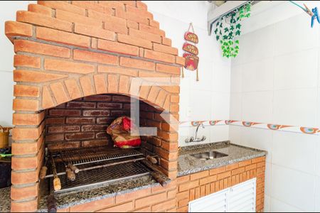 Casa à venda com 94m², 2 quartos e 2 vagasChurrasqueira