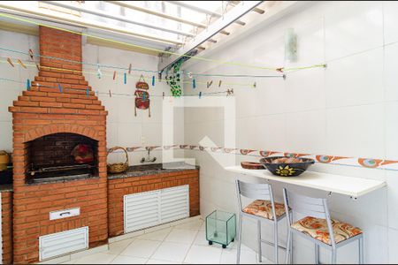 Casa à venda com 94m², 2 quartos e 2 vagasChurrasqueira