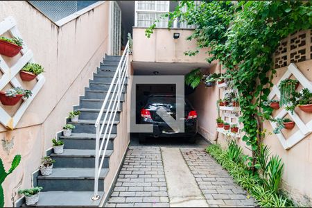 Casa à venda com 94m², 2 quartos e 2 vagasGaragem