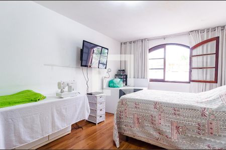 Casa à venda com 94m², 2 quartos e 2 vagasQuarto 1