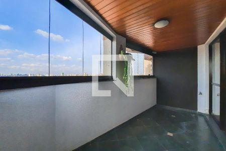 Apartamento à venda com 130m², 3 quartos e 3 vagasVaranda