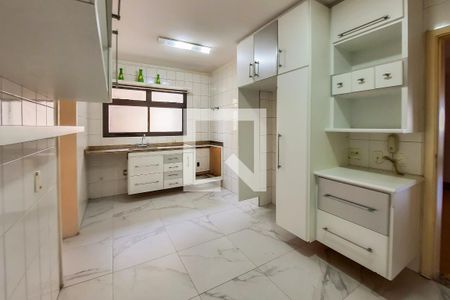 Apartamento à venda com 130m², 3 quartos e 3 vagasCozinha