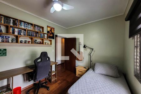 Casa à venda com 237m², 4 quartos e 2 vagasQuarto 1