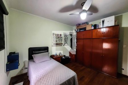 Casa à venda com 237m², 4 quartos e 2 vagasQuarto 2