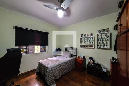 Casa à venda com 237m², 4 quartos e 2 vagasQuarto 2