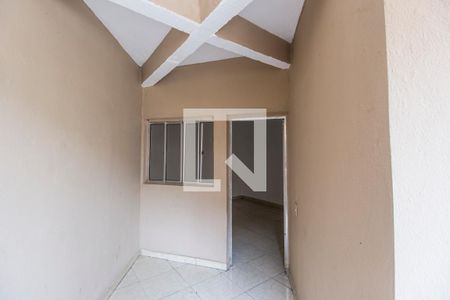 Casa para alugar com 60m², 1 quarto e 1 vagaEntrada