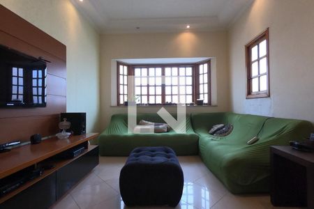 Sala de casa à venda com 3 quartos, 140m² em Jardim Monte Kemel, São Paulo