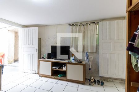 Casa à venda com 280m², 5 quartos e 2 vagasQuarto Casa 2