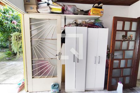 Casa à venda com 141m², 2 quartos e 2 vagas Casa à venda com 141m², 2 quartos e 2 vagasÁrea de Serviço