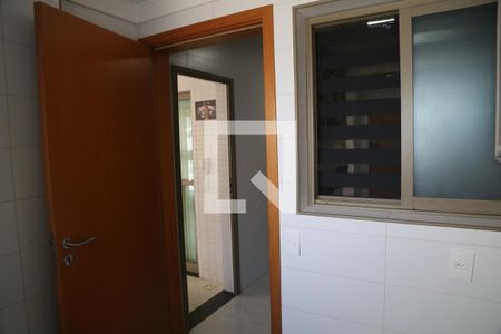 Apartamento para alugar com 130m², 3 quartos e 2 vagasDetalhe da area de serviço