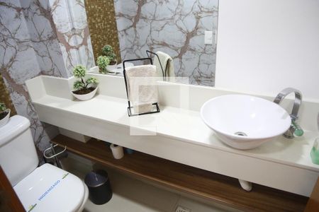 Apartamento para alugar com 130m², 3 quartos e 2 vagasBanheiro Social