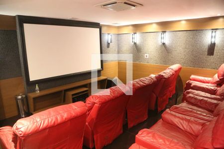 Apartamento para alugar com 130m², 3 quartos e 2 vagasSala Cinema