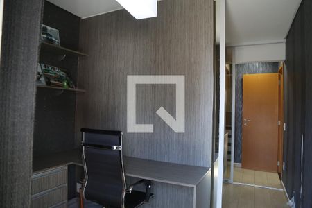 Apartamento para alugar com 130m², 3 quartos e 2 vagas Quarto 3 / suite / escritorio/ Closet