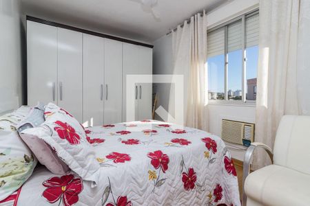Dormitório2 de apartamento à venda com 2 quartos, 74m² em Cristal, Porto Alegre