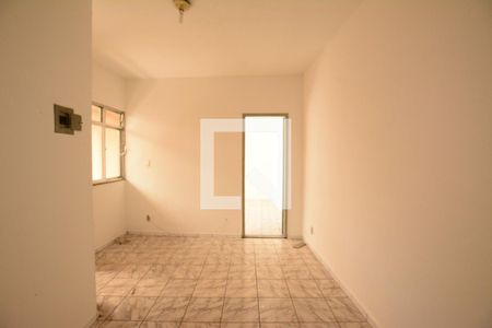 Sala de casa para alugar com 2 quartos, 45m² em Vaz Lobo, Rio de Janeiro