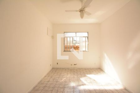 Quarto de casa para alugar com 2 quartos, 45m² em Vaz Lobo, Rio de Janeiro