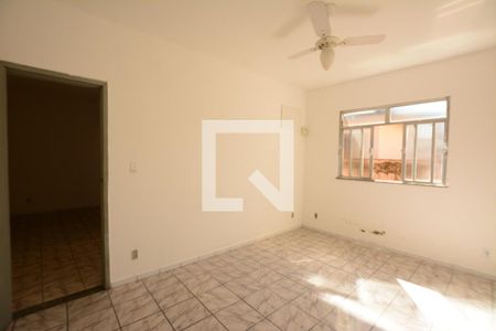 Quarto de casa para alugar com 2 quartos, 45m² em Vaz Lobo, Rio de Janeiro