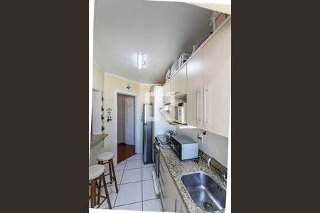Apartamento à venda com 53m², 1 quarto e 1 vaga Apartamento à venda com 53m², 1 quarto e 1 vagaCozinha
