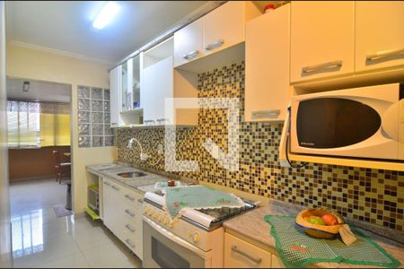 Apartamento para alugar com 110m², 3 quartos e sem vagaCozinha