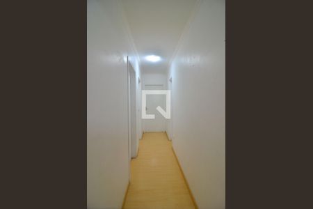 Corredor de apartamento para alugar com 3 quartos, 110m² em Centro, Canoas