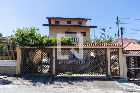 Casa para alugar com 522m², 5 quartos e 6 vagas Casa para alugar com 522m², 5 quartos e 6 vagasFachada