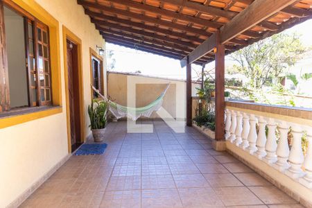 Casa para alugar com 522m², 5 quartos e 6 vagas Casa para alugar com 522m², 5 quartos e 6 vagasVaranda - casa 2