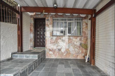 Garagem de casa à venda com 2 quartos, 100m² em Jardim Cordeiro, São Paulo