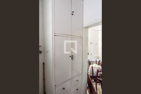 Apartamento à venda com 128m², 3 quartos e 1 vaga Apartamento à venda com 128m², 3 quartos e 1 vagaÁrea de Serviço