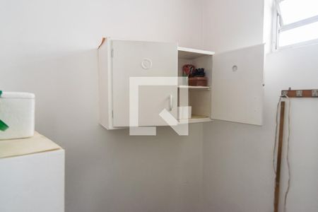 Apartamento à venda com 128m², 3 quartos e 1 vaga Apartamento à venda com 128m², 3 quartos e 1 vagaQuarto de serviço