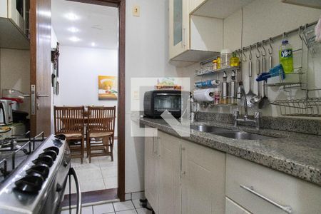 Apartamento à venda com 87m², 2 quartos e 2 vagas Apartamento à venda com 87m², 2 quartos e 2 vagasCozinha