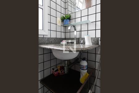 Apartamento à venda com 87m², 2 quartos e 2 vagas Apartamento à venda com 87m², 2 quartos e 2 vagasBanheiro suíte 1