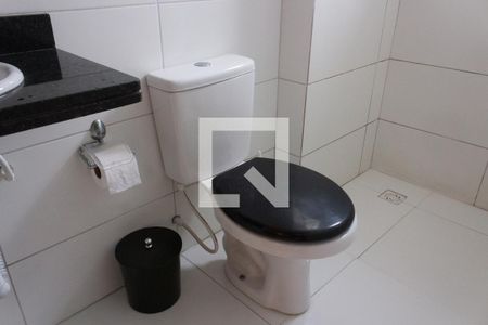 Apartamento para alugar com 90m², 2 quartos e 1 vagaDetalhe banheiro da suíte