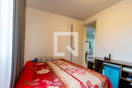 Quarto 1 de apartamento para alugar com 2 quartos, 55m² em Hauer, Curitiba