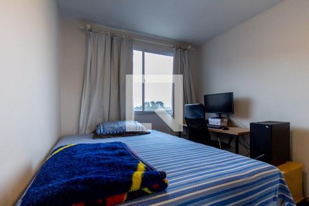 Quarto 2 de apartamento para alugar com 2 quartos, 55m² em Hauer, Curitiba