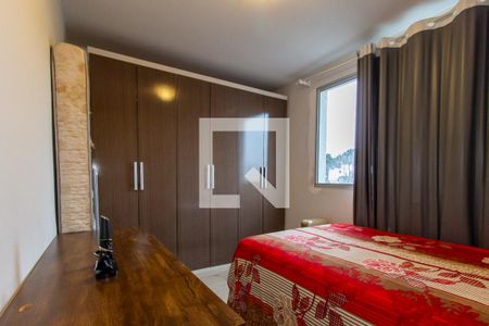 Quarto 1 de apartamento para alugar com 2 quartos, 55m² em Hauer, Curitiba