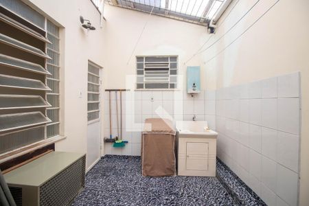 Casa para alugar com 180m², 3 quartos e 2 vagas