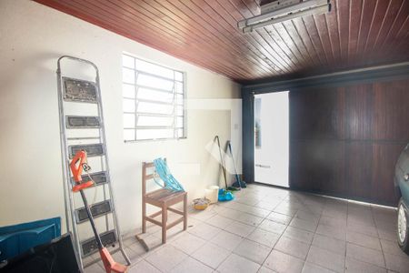 Casa para alugar com 180m², 3 quartos e 2 vagas Casa para alugar com 180m², 3 quartos e 2 vagasGaragem