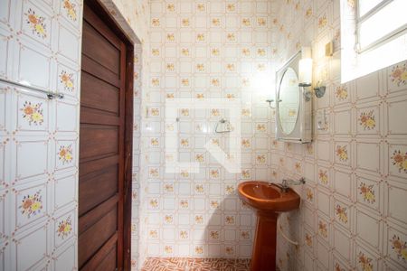 Casa para alugar com 180m², 3 quartos e 2 vagas Casa para alugar com 180m², 3 quartos e 2 vagasBanheiro Auxiliar