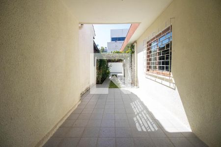 Casa para alugar com 180m², 3 quartos e 2 vagas Casa para alugar com 180m², 3 quartos e 2 vagasPátio