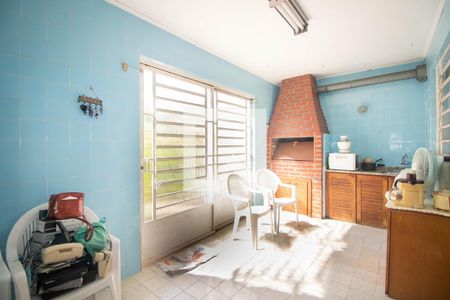 Casa para alugar com 180m², 3 quartos e 2 vagas Casa para alugar com 180m², 3 quartos e 2 vagasÁrea da Churrasqueira