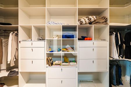 Apartamento à venda com 110m², 3 quartos e 3 vagasCloset da Suíte