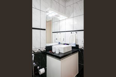 Apartamento à venda com 110m², 3 quartos e 3 vagasBanheiro da Suíte