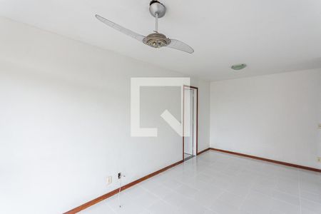 Sala de apartamento para alugar com 1 quarto, 84m² em Santa Rosa, Niterói