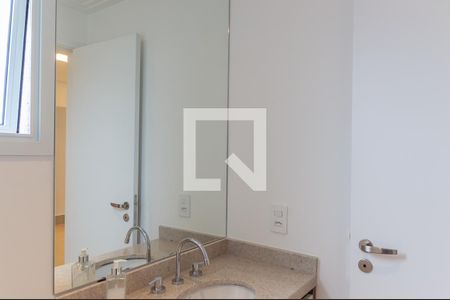 Apartamento à venda com 78m², 2 quartos e 2 vagasBanheiro da Suíte