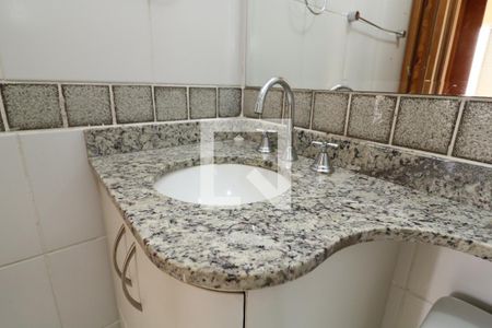 Apartamento para alugar com 70m², 3 quartos e 2 vagasBanheiro