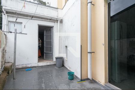 Casa à venda com 160m², 3 quartos e 4 vagas Casa à venda com 160m², 3 quartos e 4 vagasQuintal
