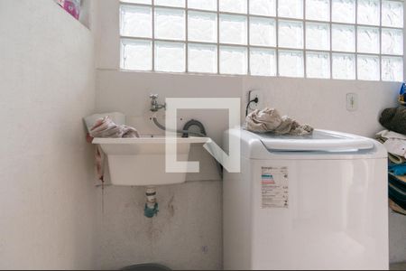 Casa à venda com 160m², 3 quartos e 4 vagas Casa à venda com 160m², 3 quartos e 4 vagasÁrea de Serviço